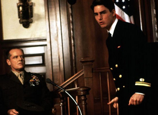 Tom Cruise vai Lt. Daniel Kaffee trong "A Few Good Men" (1992).